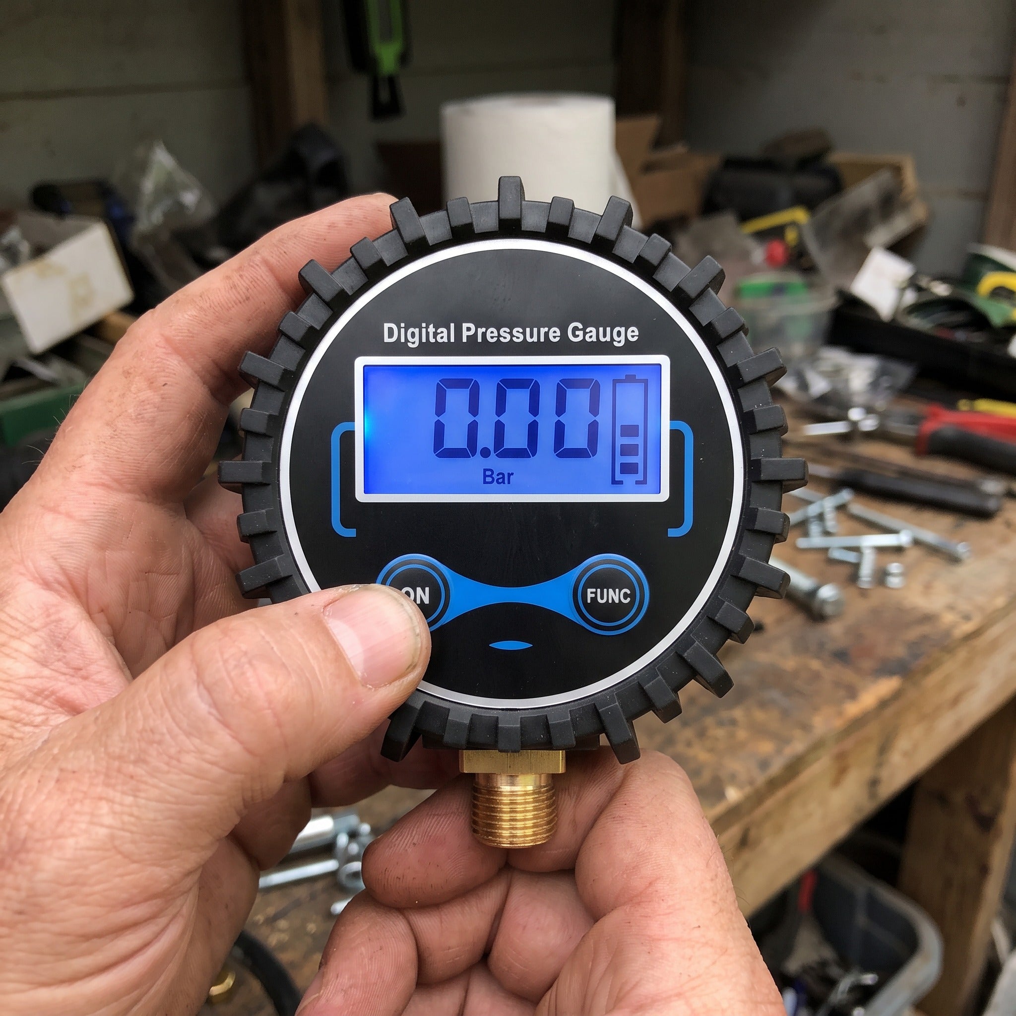 Roadwell digital pressure gauge in everyday garage scene 2