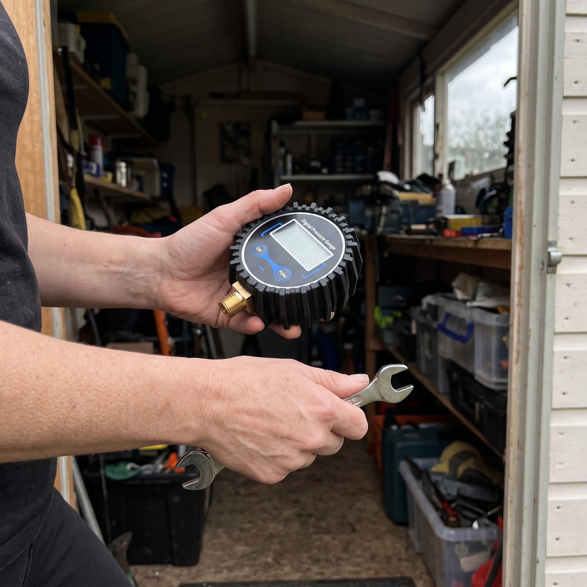 Roadwell digital pressure gauge in everyday garage scene 5